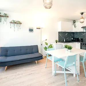 https://charming-central-cityflats.hotelsantwerp.net