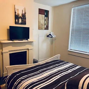 https://apt-5-minutes-walk-to-vcu.top-richmond-hotels.com