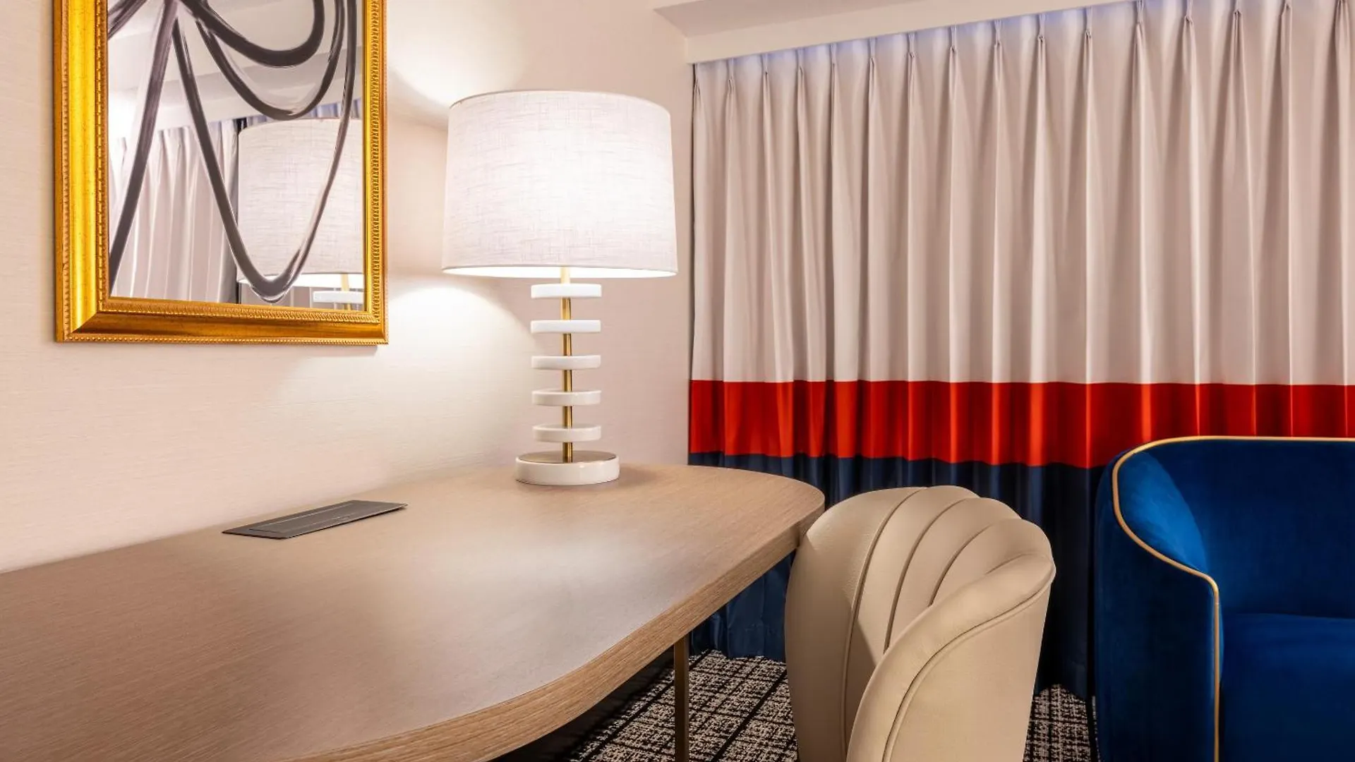 Paris Las Vegas Hotel & Casino (Adults Only)